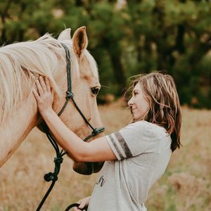 Meet your Posher, Tessa